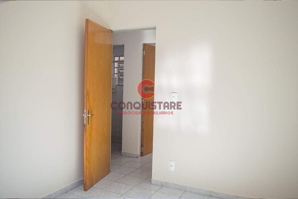 Casa à venda com 3 quartos, 266m² - Foto 5
