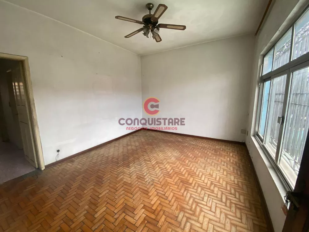 Prédio Inteiro para alugar com 4 quartos, 230m² - Foto 2