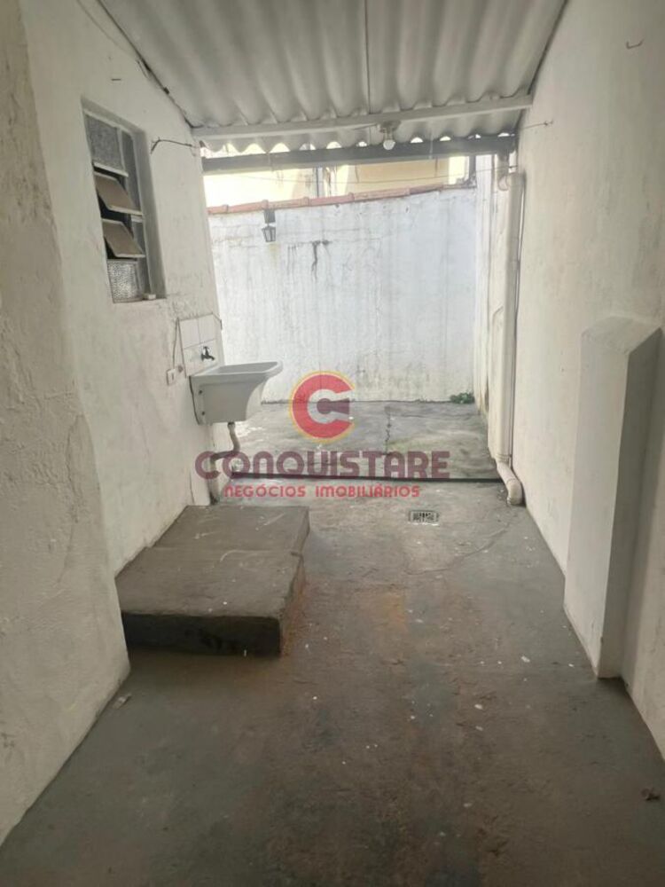Casa à venda com 1 quarto, 71m² - Foto 4