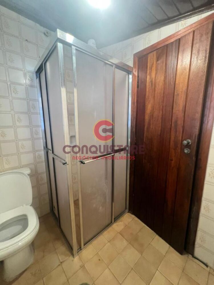 Casa à venda com 1 quarto, 71m² - Foto 2