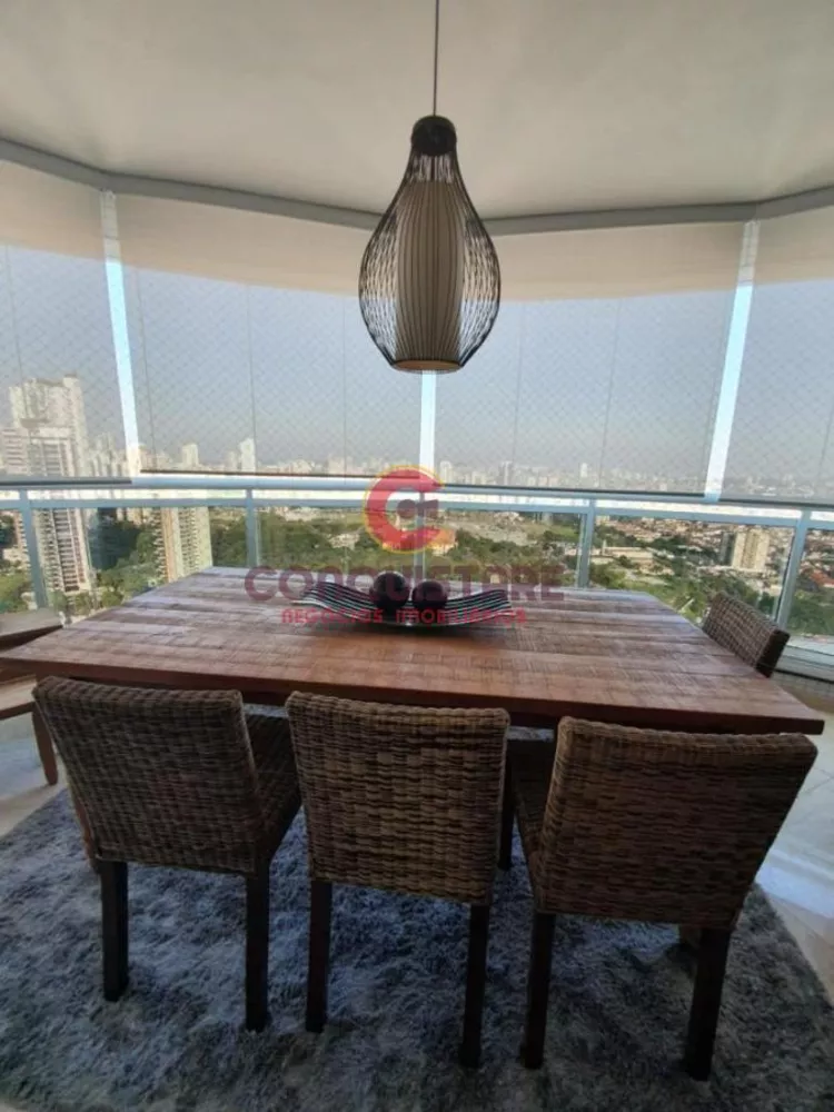 Apartamento à venda com 3 quartos, 202m² - Foto 4