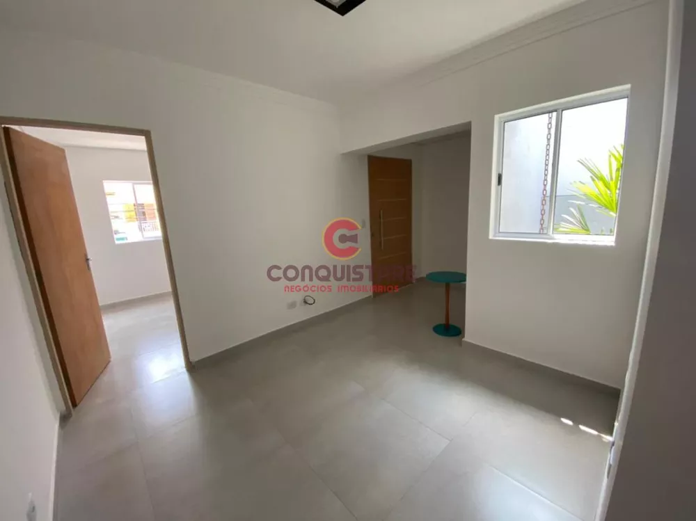 Casa à venda com 2 quartos, 125m² - Foto 3