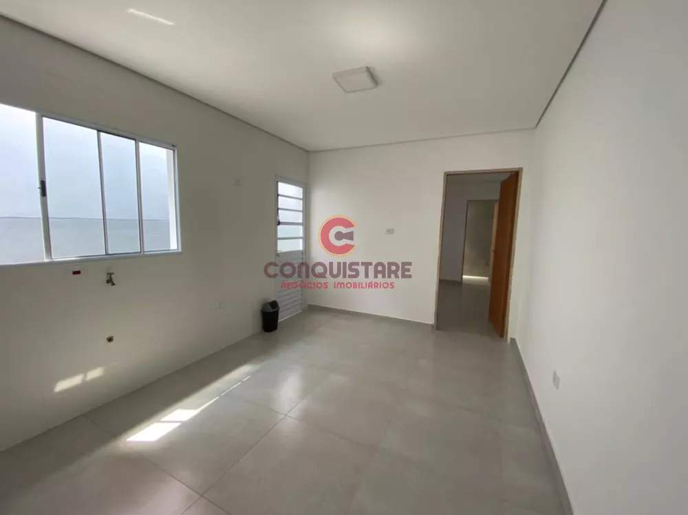 Casa à venda com 2 quartos, 125m² - Foto 1