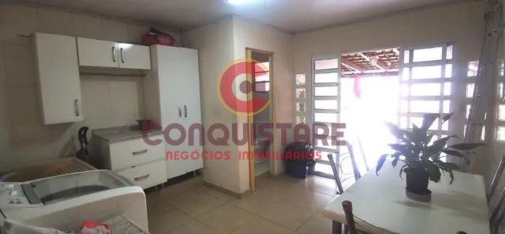 Sobrado à venda com 2 quartos, 128m² - Foto 1