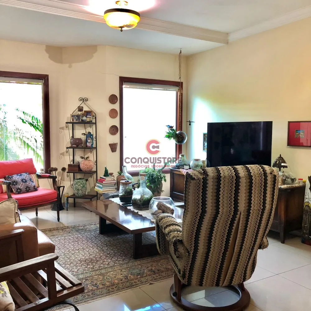 Sobrado, 3 quartos, 218 m² - Foto 3