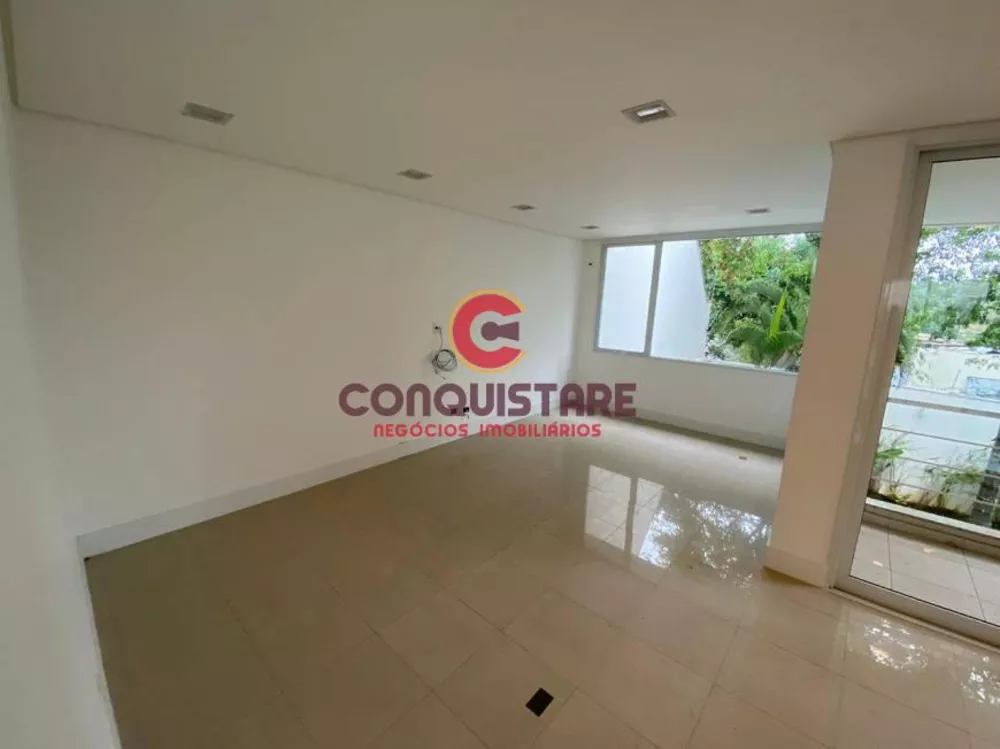 Casa para alugar com 4 quartos, 425m² - Foto 11