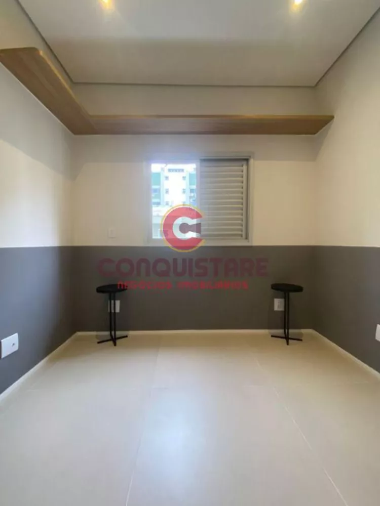 Apartamento à venda com 2 quartos, 64m² - Foto 3