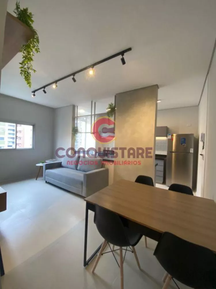 Apartamento à venda com 2 quartos, 64m² - Foto 2