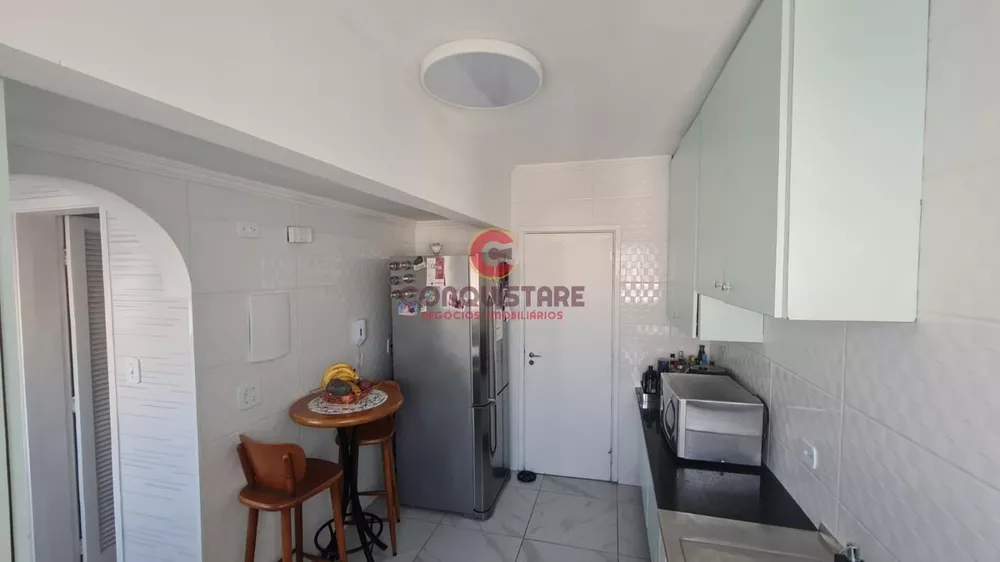 Apartamento à venda com 3 quartos, 125m² - Foto 1