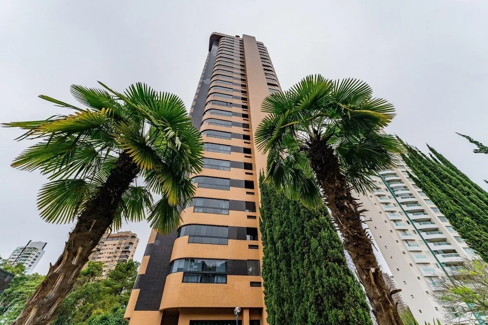 Apartamento, 3 quartos, 192 m² - Foto 1