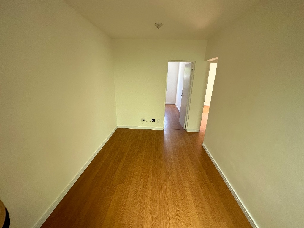 Apartamento à venda com 2 quartos, 45m² - Foto 2