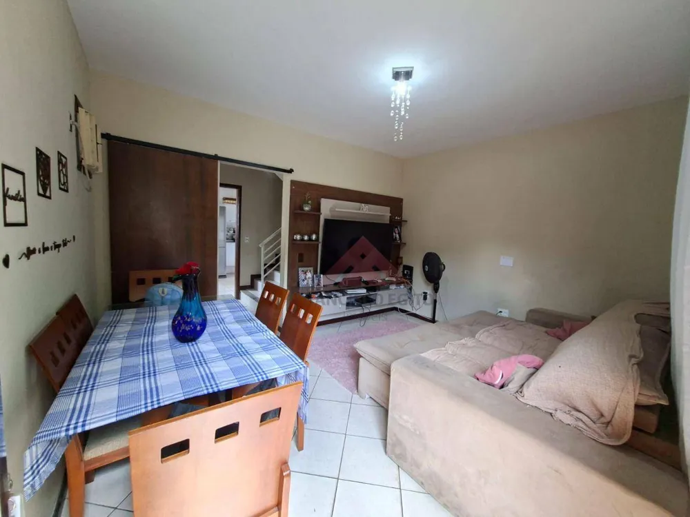 Casa, 3 quartos, 79 m² - Foto 2