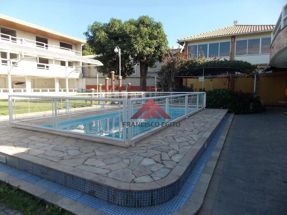 Sítio, 3 quartos, 5000 m² - Foto 1
