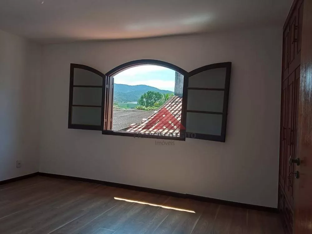 Casa, 6 quartos, 340 m² - Foto 11