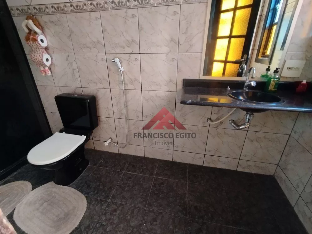 Casa, 3 quartos, 255 m² - Foto 38