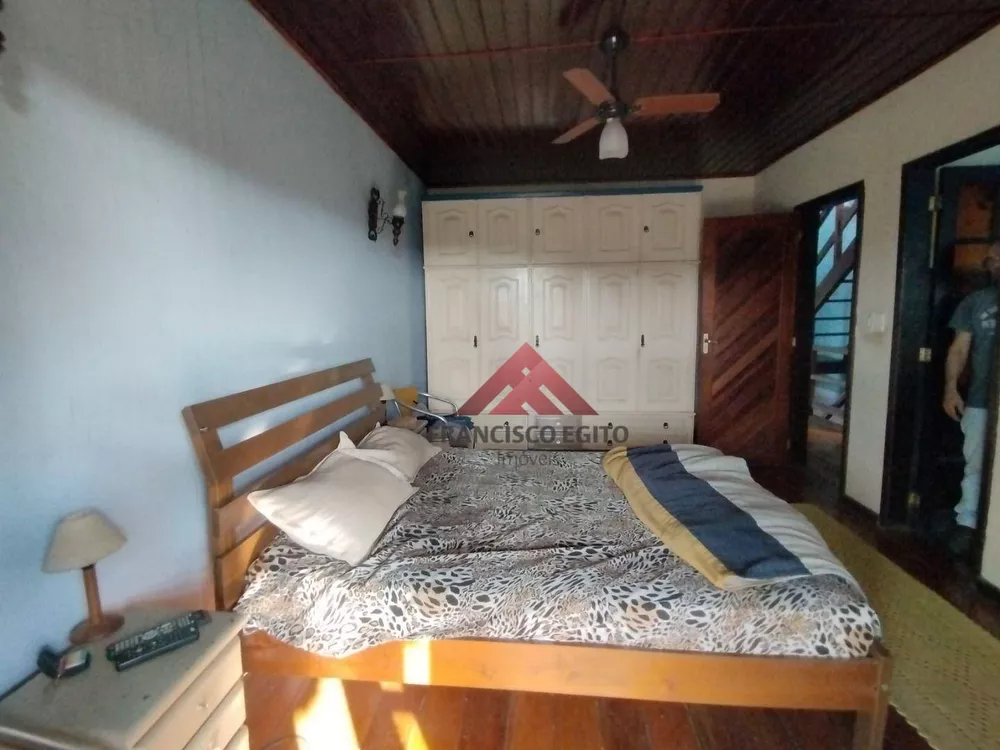 Casa, 3 quartos, 255 m² - Foto 15