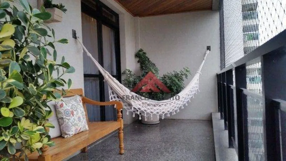 Apartamento, 3 quartos, 215 m² - Foto 2