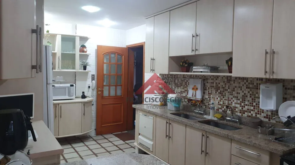 Apartamento, 3 quartos, 215 m² - Foto 6