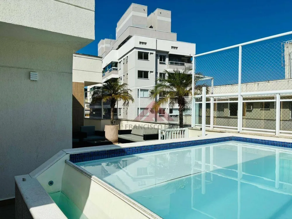 Apartamento, 3 quartos, 240 m² - Foto 1