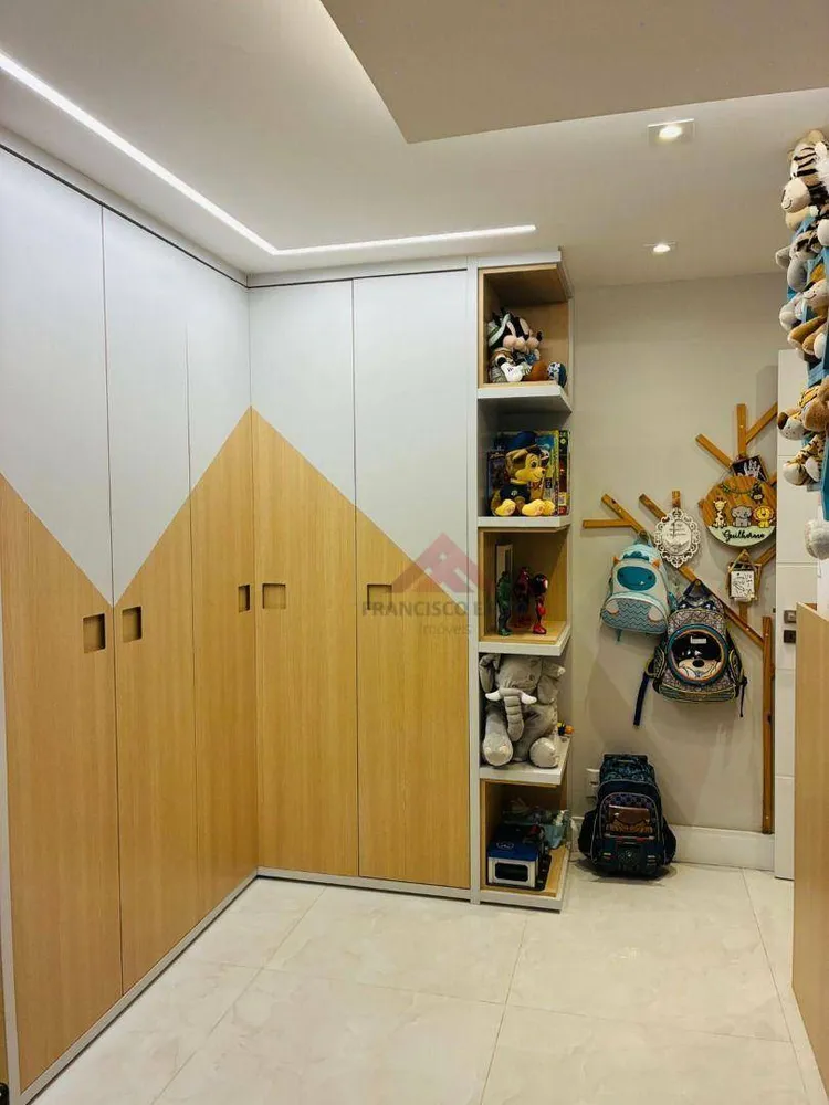 Apartamento, 3 quartos, 240 m² - Foto 18