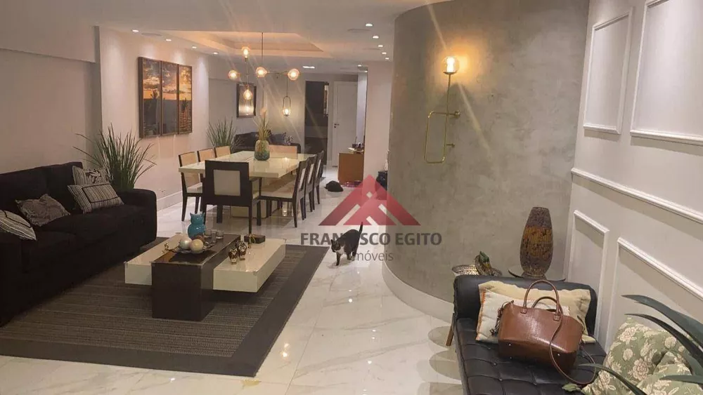 Apartamento, 4 quartos, 225 m² - Foto 1