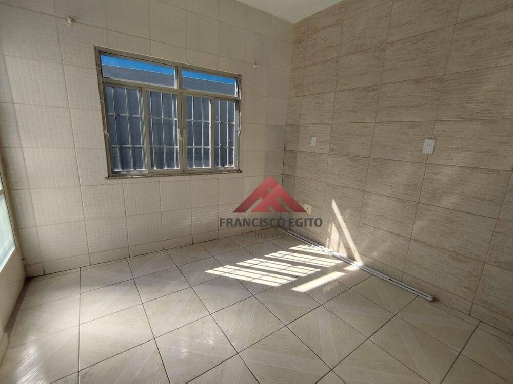 Casa à venda com 4 quartos, 286m² - Foto 3