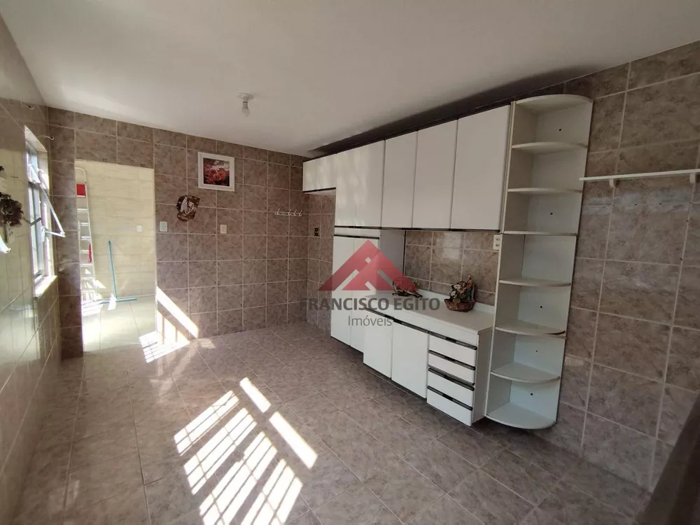 Casa, 4 quartos, 286 m² - Foto 8