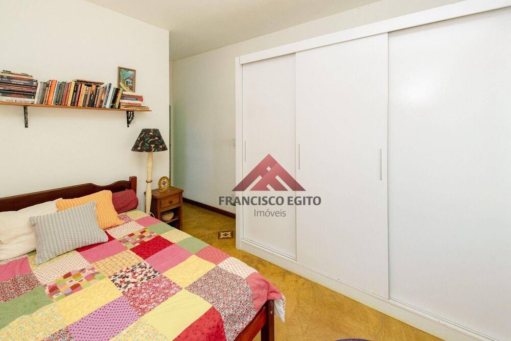 Casa à venda com 3 quartos, 104m² - Foto 4