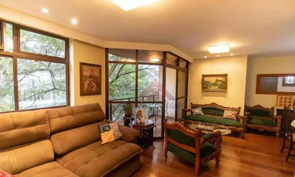 Apartamento, 4 quartos, 220 m² - Foto 1
