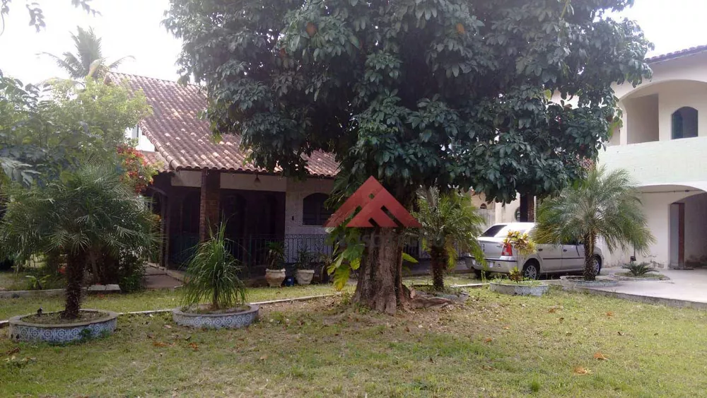 Casa, 6 quartos, 300 m² - Foto 3