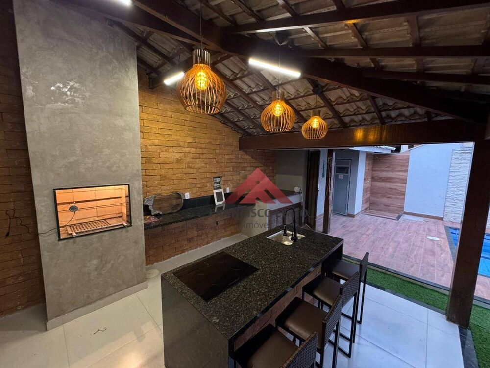 Casa à venda com 5 quartos, 289m² - Foto 4