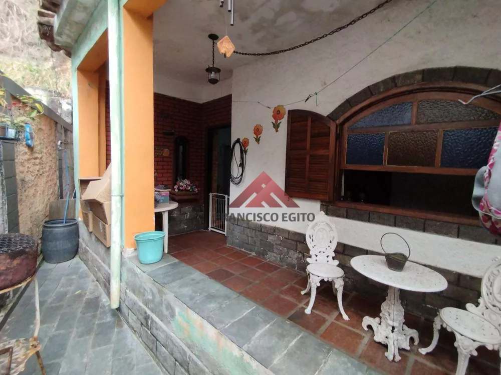 Casa, 5 quartos, 255 m² - Foto 6