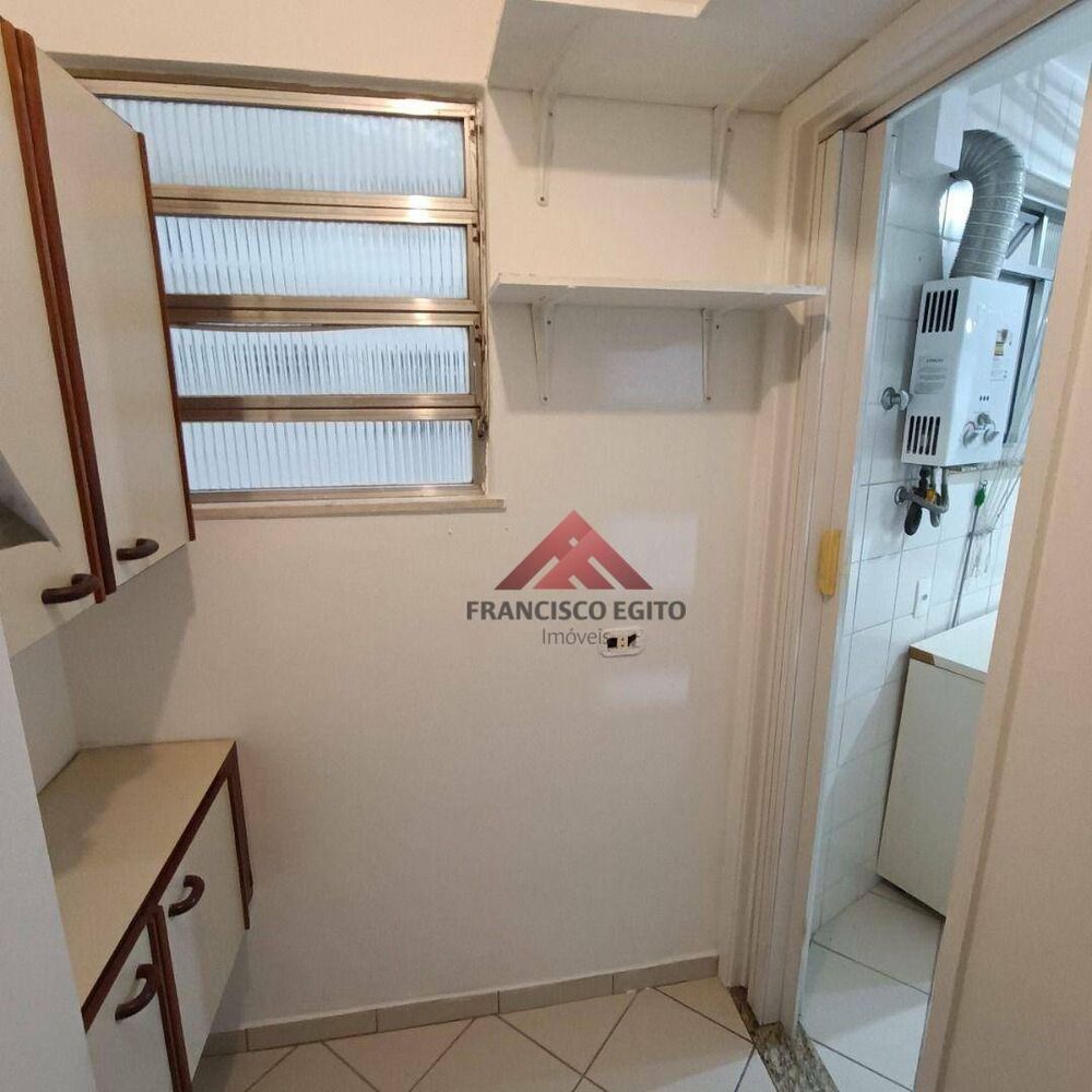 Apartamento para alugar com 3 quartos, 140m² - Foto 4