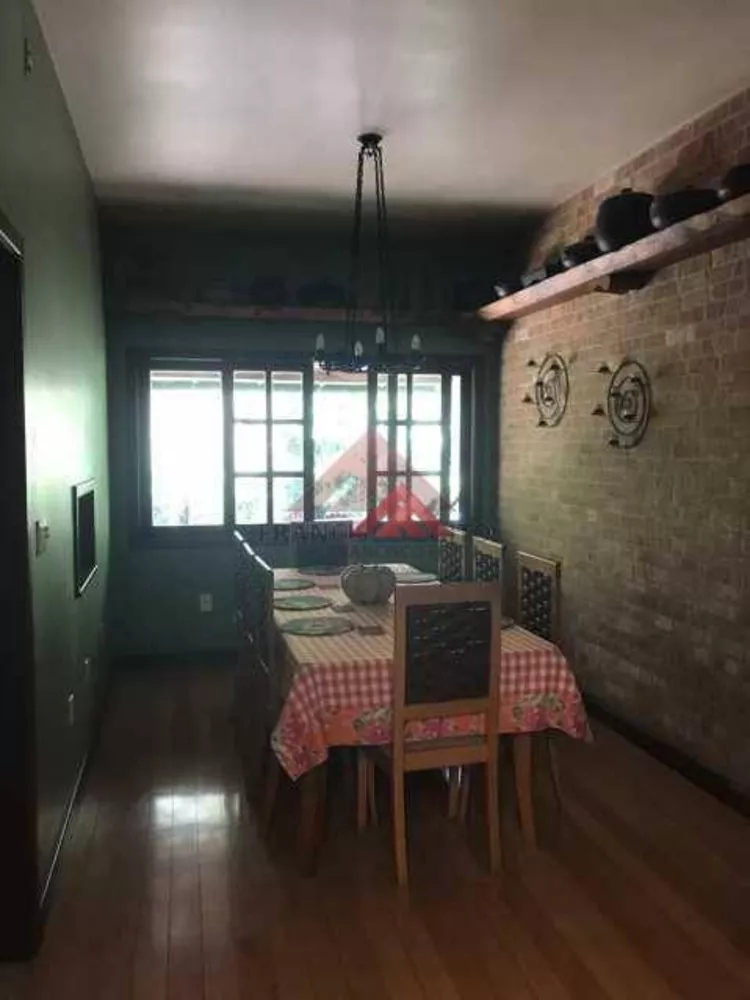 Casa, 3 quartos, 1023 m² - Foto 5