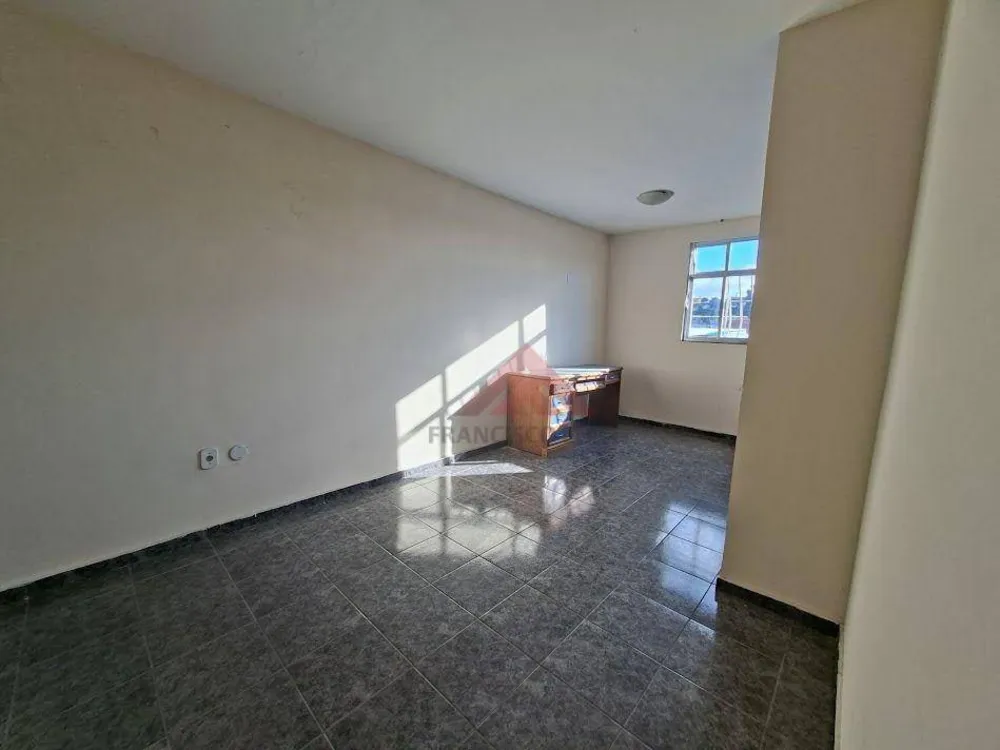 Casa, 3 quartos, 300 m² - Foto 11