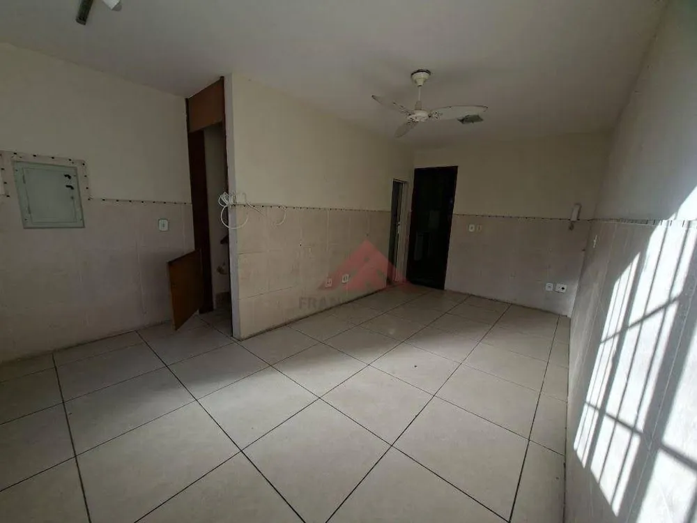 Casa, 3 quartos, 300 m² - Foto 3
