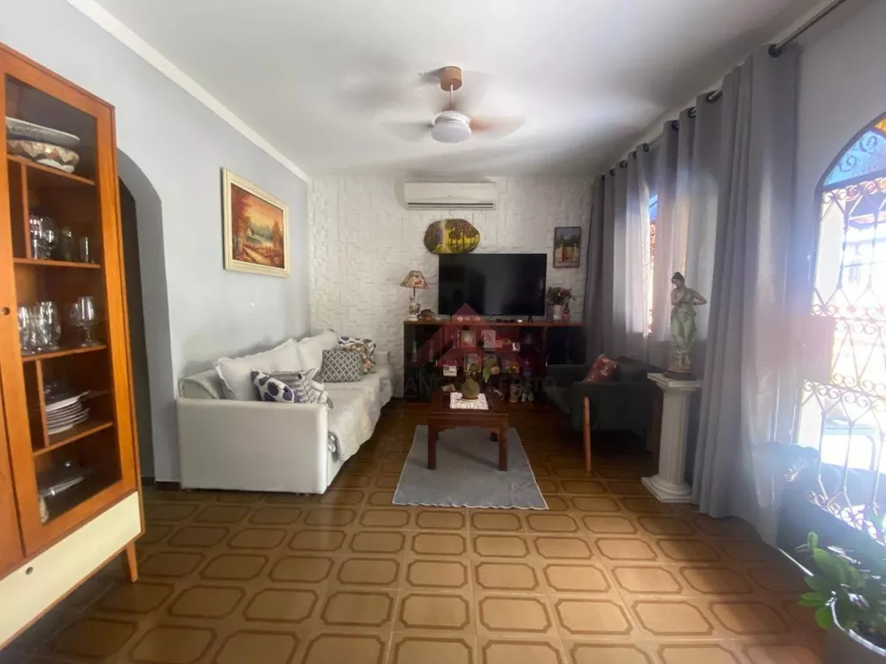 Casa, 3 quartos, 250 m² - Foto 4