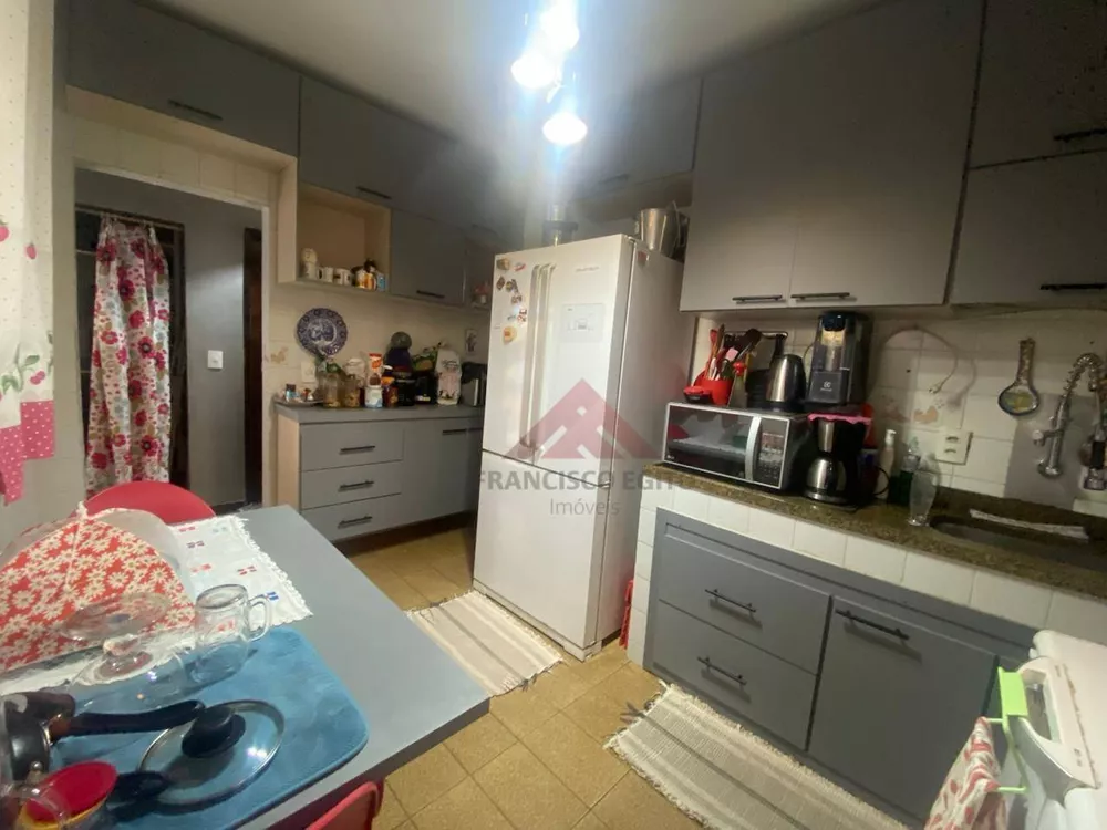 Casa, 3 quartos, 250 m² - Foto 20
