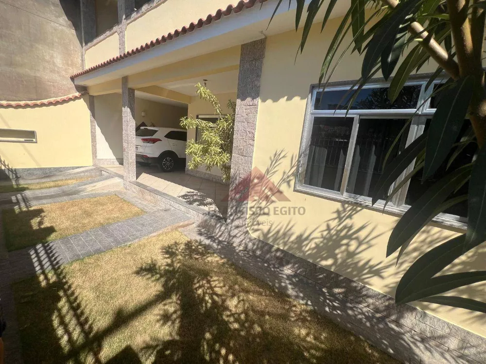 Casa, 3 quartos, 303 m² - Foto 2