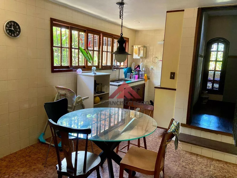 Casa, 3 quartos, 350 m² - Foto 9