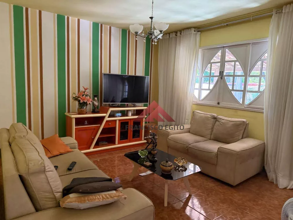 Casa, 3 quartos, 320 m² - Foto 13