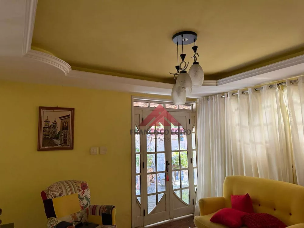 Casa, 3 quartos, 320 m² - Foto 12