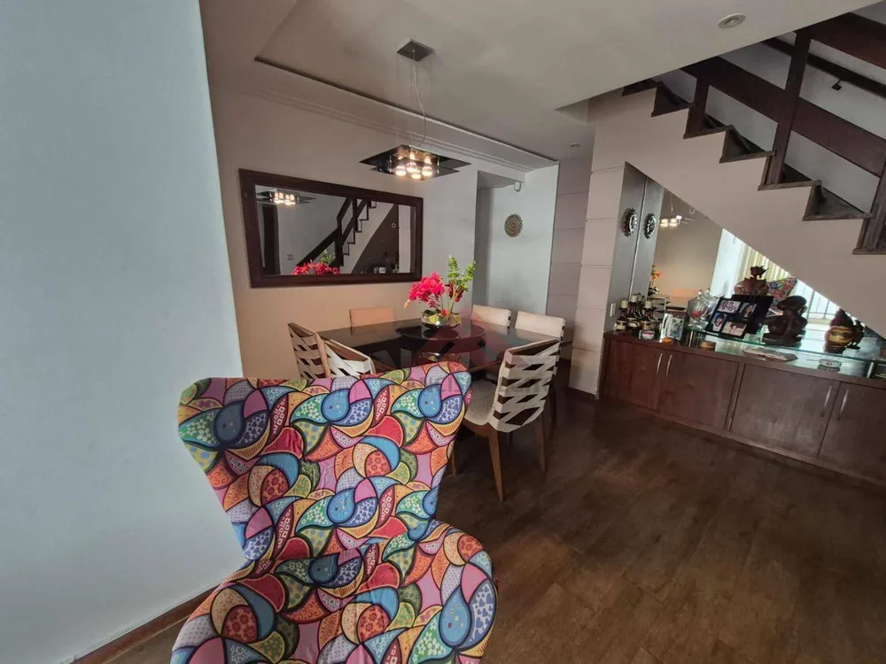 Cobertura, 3 quartos, 245 m² - Foto 4