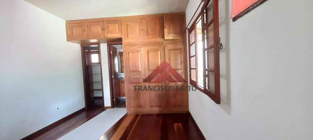 Casa, 6 quartos, 333 m² - Foto 9