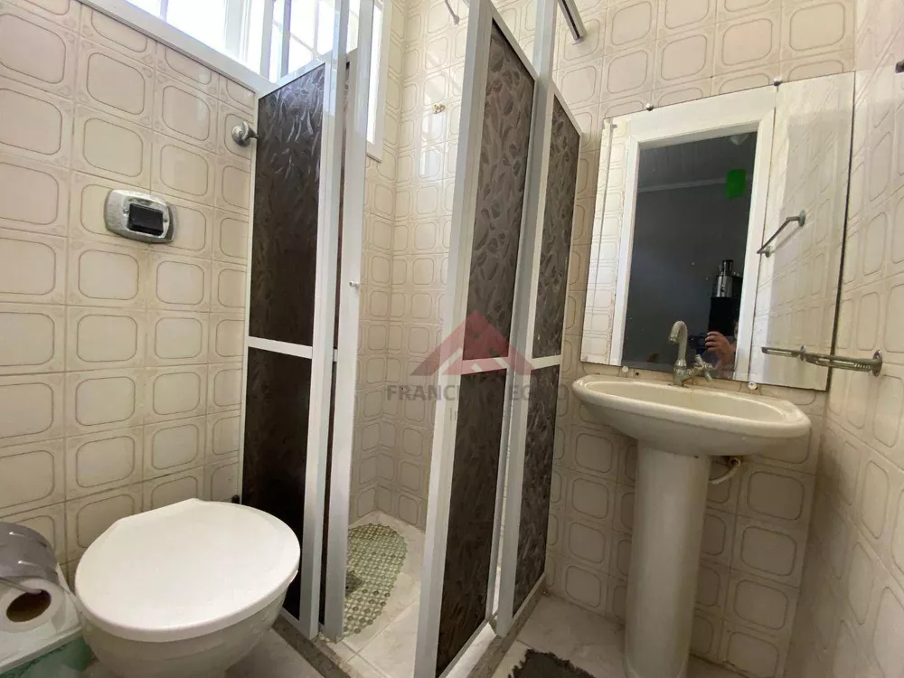 Casa, 4 quartos, 351 m² - Foto 2