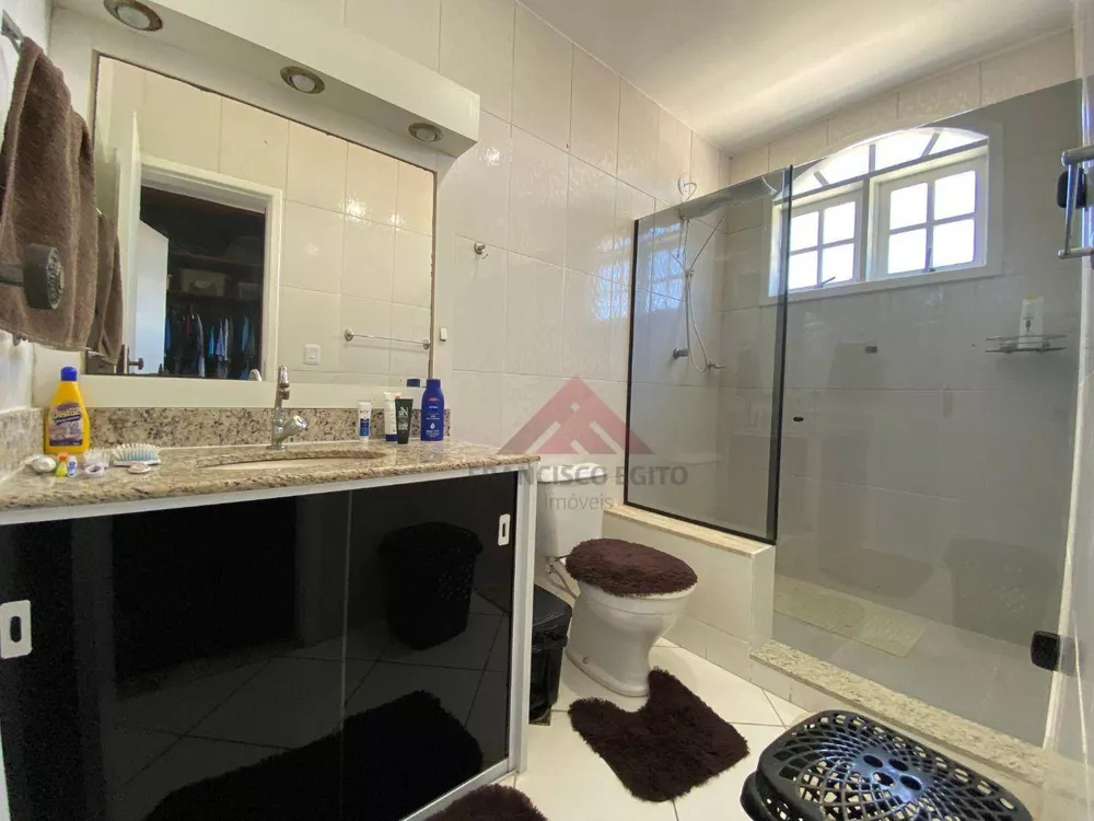 Casa, 4 quartos, 351 m² - Foto 1