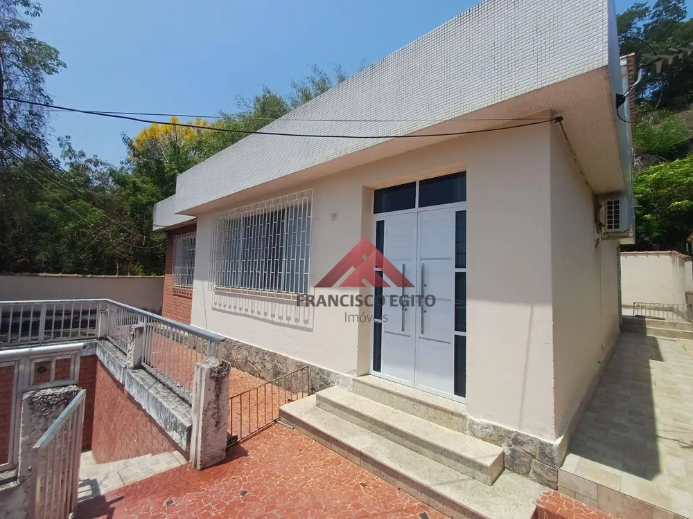 Casa, 4 quartos, 108 m² - Foto 1