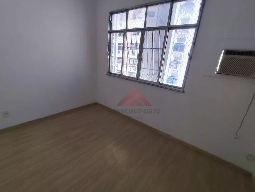 Apartamento, 3 quartos, 122 m² - Foto 2