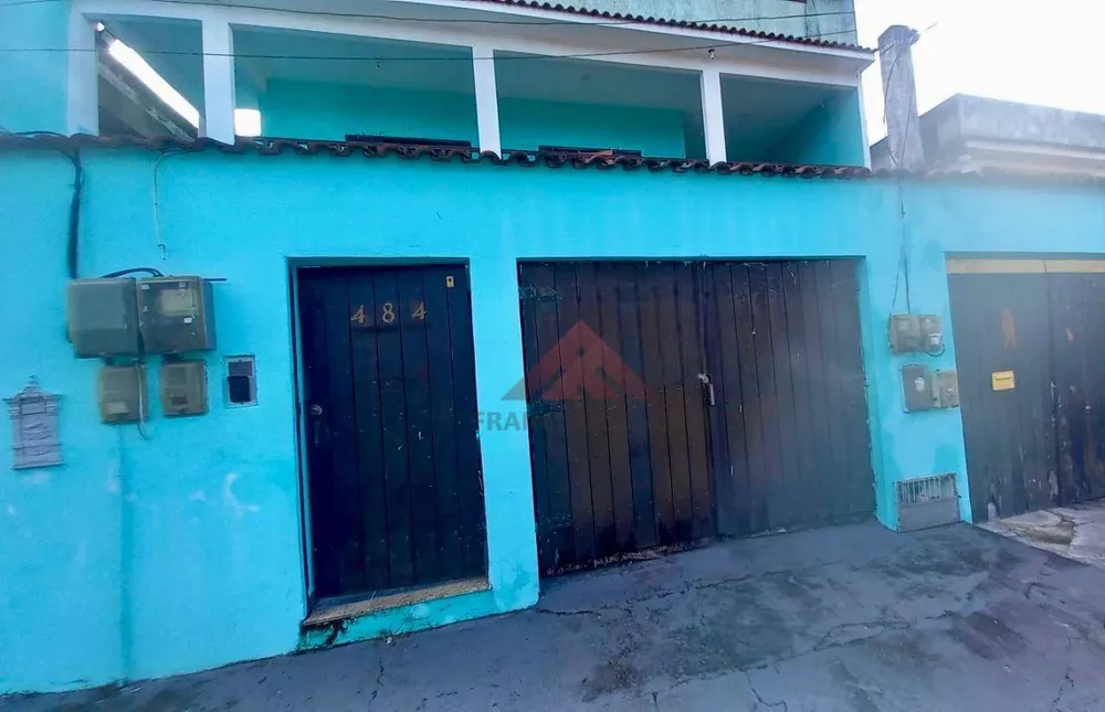 Casa, 2 quartos, 79 m² - Foto 1