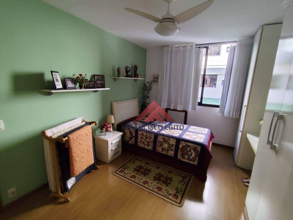 Apartamento à venda com 3 quartos, 100m² - Foto 4